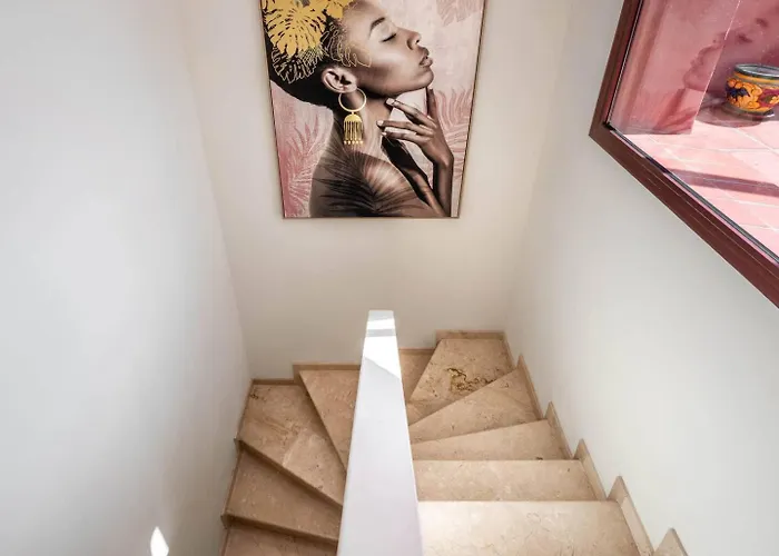 Beachfront Penthouse, Pool Gym * Estepona